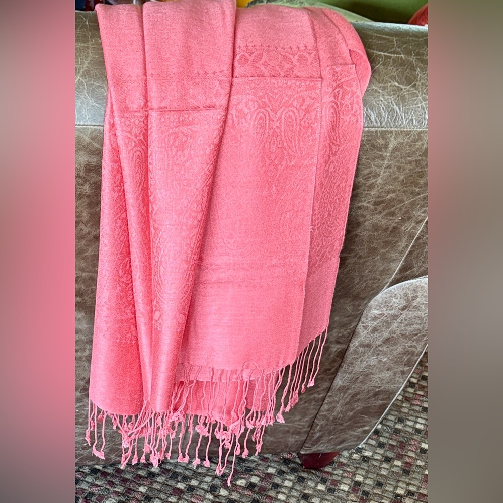 NEW — Pashmina Silk Scarf - Pink - Picture 4 of 4